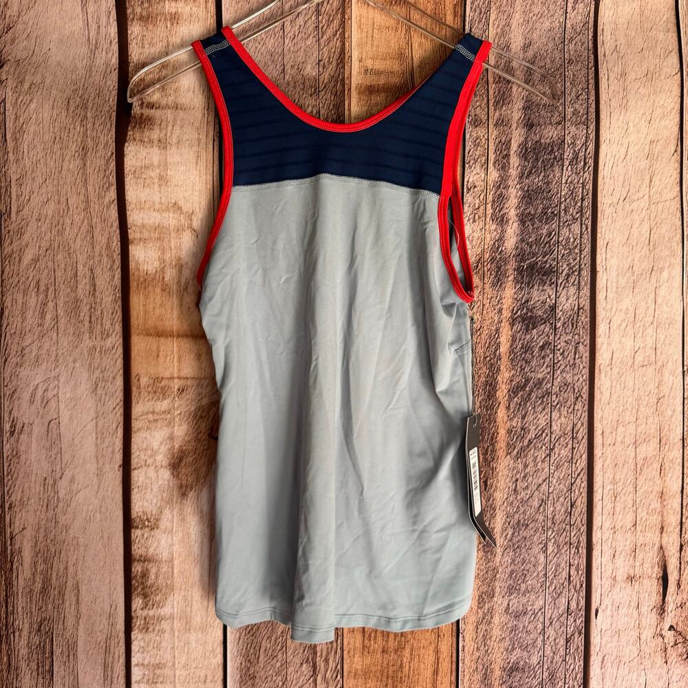 Lija Tank Backdrop Colorblock Athletic Athleisure Blue Activewear Size Small NWT